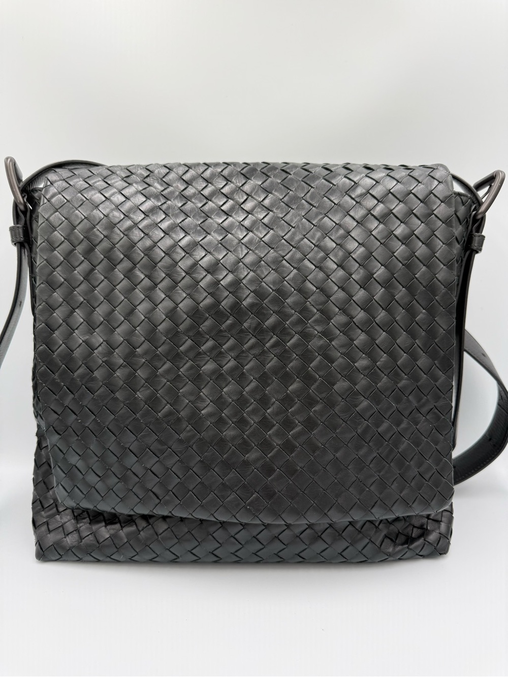 Bottega Veneta Black Intrecciato Leather Messenger Bag